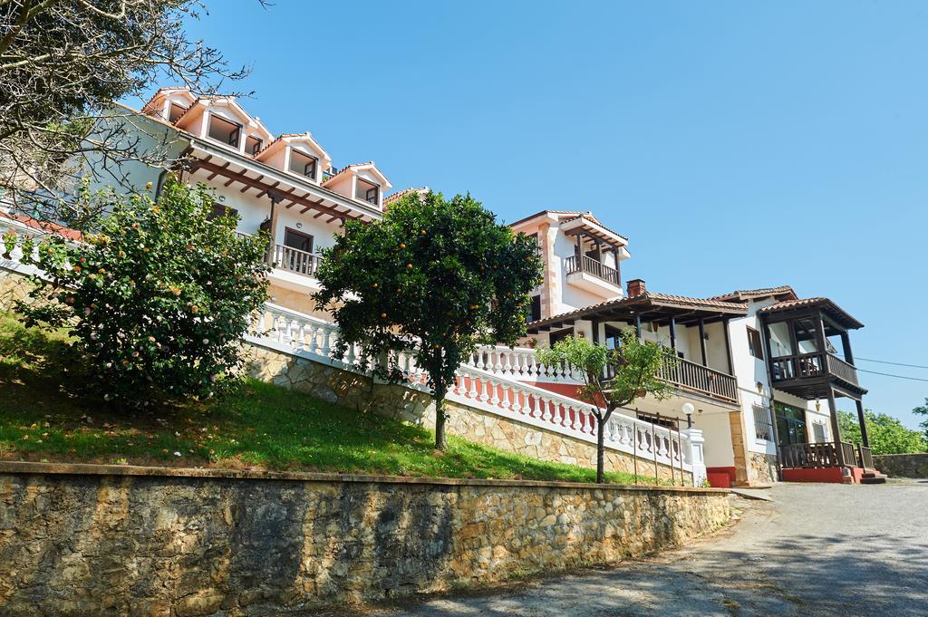 Hotel Solatorre Comillas Exteriör bild